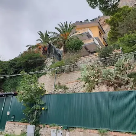 In Con Accesso Al Mare, Vista Mozzafiato Διαμέρισμα *