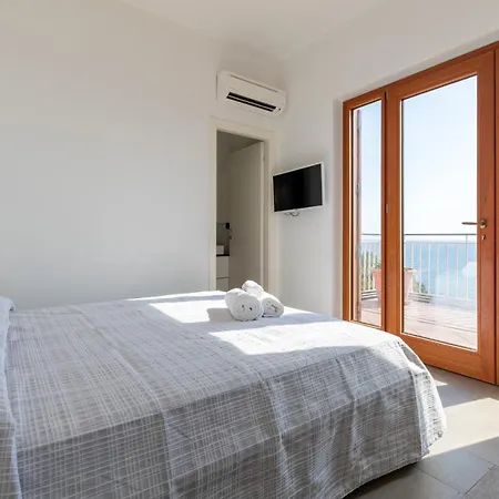 In Con Accesso Al Mare, Vista Mozzafiato Apartment Palermo