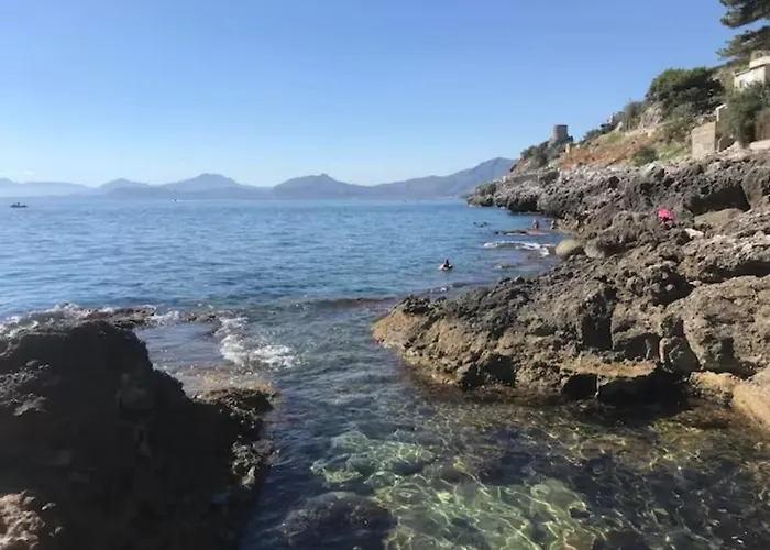 In Con Accesso Al Mare, Vista Mozzafiato Apartment