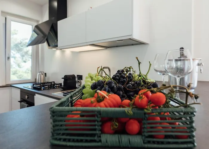 Apartment In Con Accesso Al Mare, Vista Mozzafiato