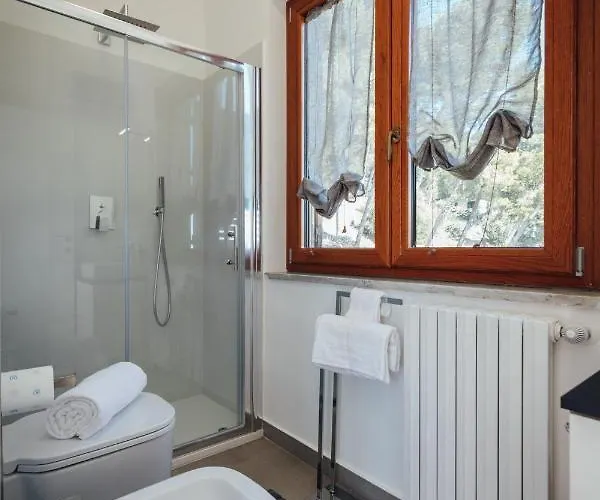 Apartment In Con Accesso Al Mare, Vista Mozzafiato *