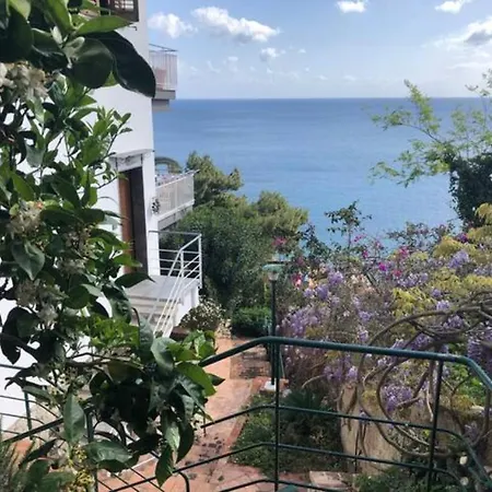 In Con Accesso Al Mare, Vista Mozzafiato * Palermo