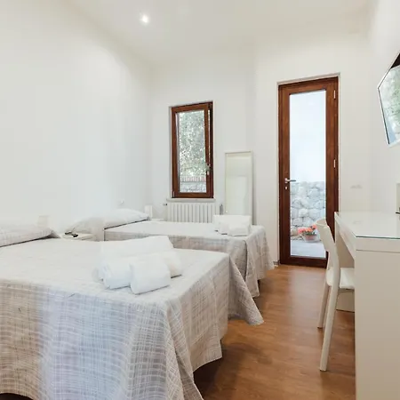 Appartamento In Con Accesso Al Mare, Vista Mozzafiato